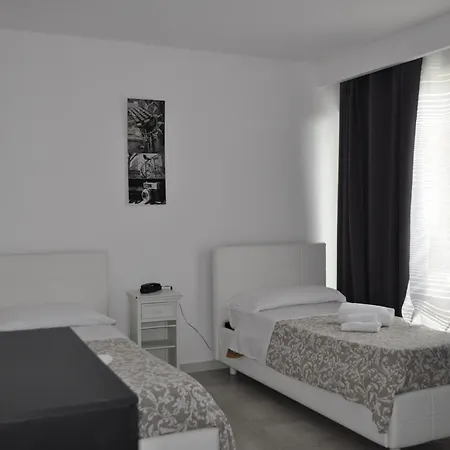 Hotel Agri Art Croce Vallone 3*